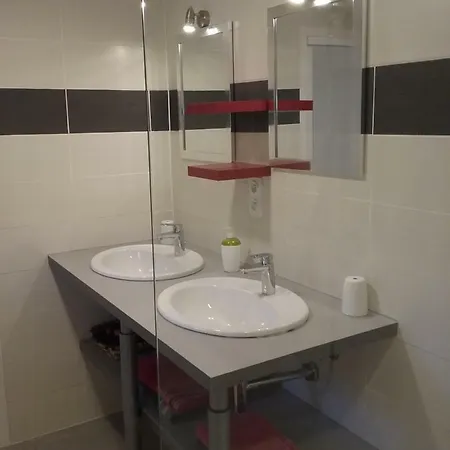 Gite Manttu Urrugne Extérieur photo
